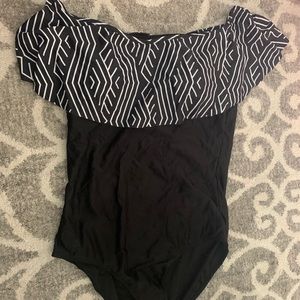 Shein one piece swimsuit. New without tag. 2XL